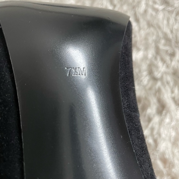 Guess Black Suede Pointed Toe Ankle Lace Up Tassel Tie Heels - Picture 8 of 9